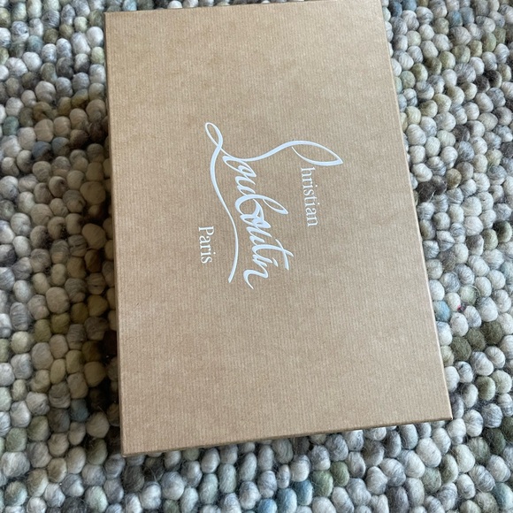 Christian Louboutin Black Hot Chick 100 Patent leather pumps - Picture 11 of 11